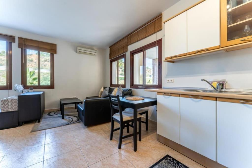 Ct 144 - La Cala Boulevard - Studio I La Cala De Mijas Kültér fotó